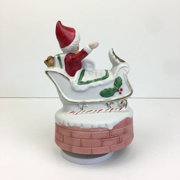 Vtg Christmas Holiday Musical Figurine Girl Santa Outfit Sleigh Sled‎ Ceramic - Picture 6 of 10